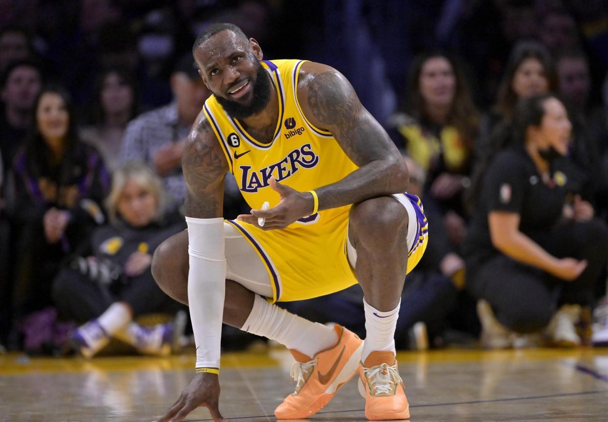 pg电子河南站-湖人交易市场步履维艰：核心签位不松手，克内克特兜售还遇冷